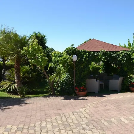 Due Fontane Bed & Breakfast 3*
