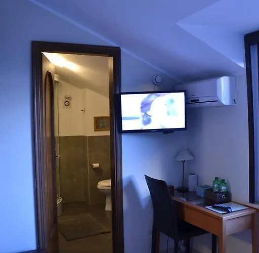 לינה וארוחת בוקר Due Fontane קלטניסטה