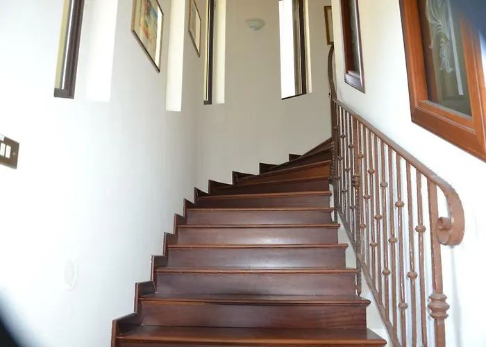 Due Fontane לינה וארוחת בוקר קלטניסטה