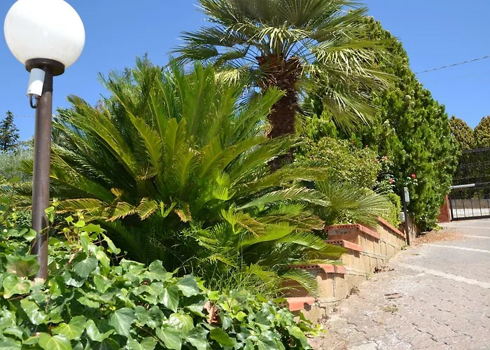 לינה וארוחת בוקר Due Fontane