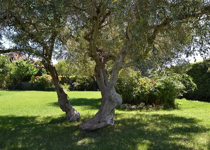 לינה וארוחת בוקר Due Fontane 4*