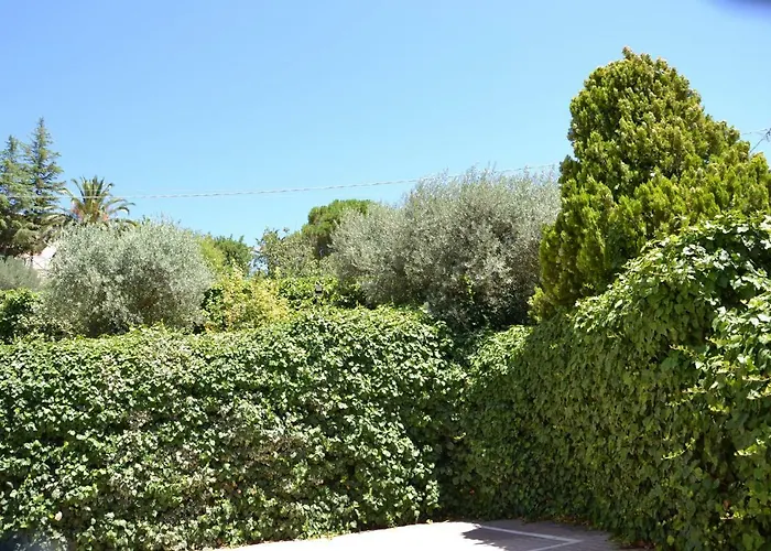 לינה וארוחת בוקר Due Fontane